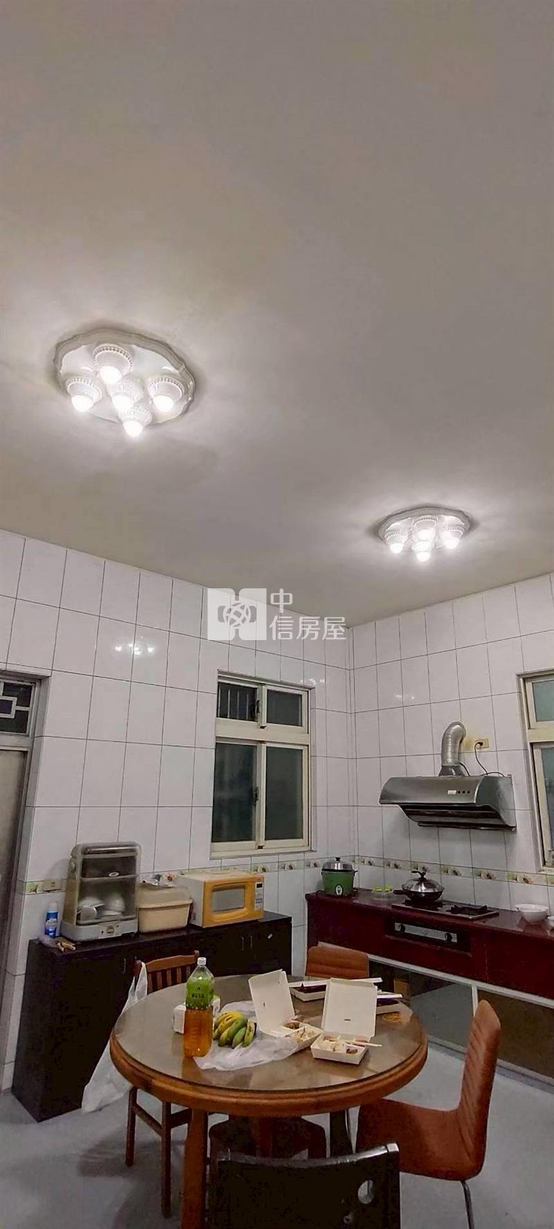 楊梅上湖國小農舎房屋室內格局與周邊環境