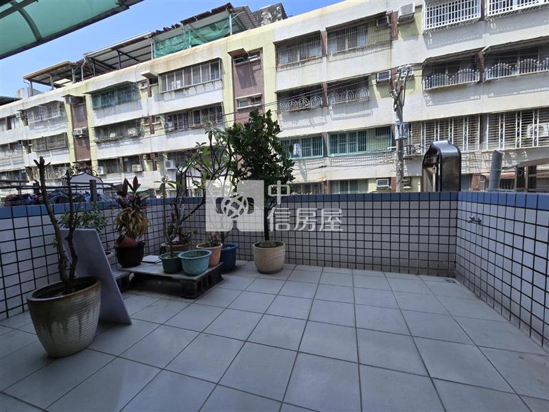 楠梓店住美透天房屋室內格局與周邊環境