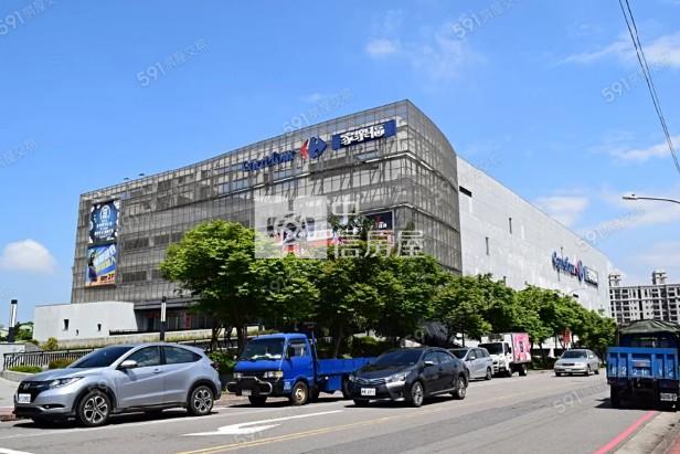 品尚虹三房車房屋室內格局與周邊環境