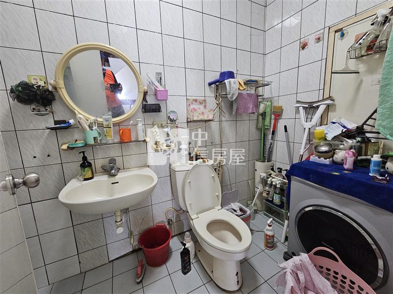 竹南育才路透天房屋室內格局與周邊環境