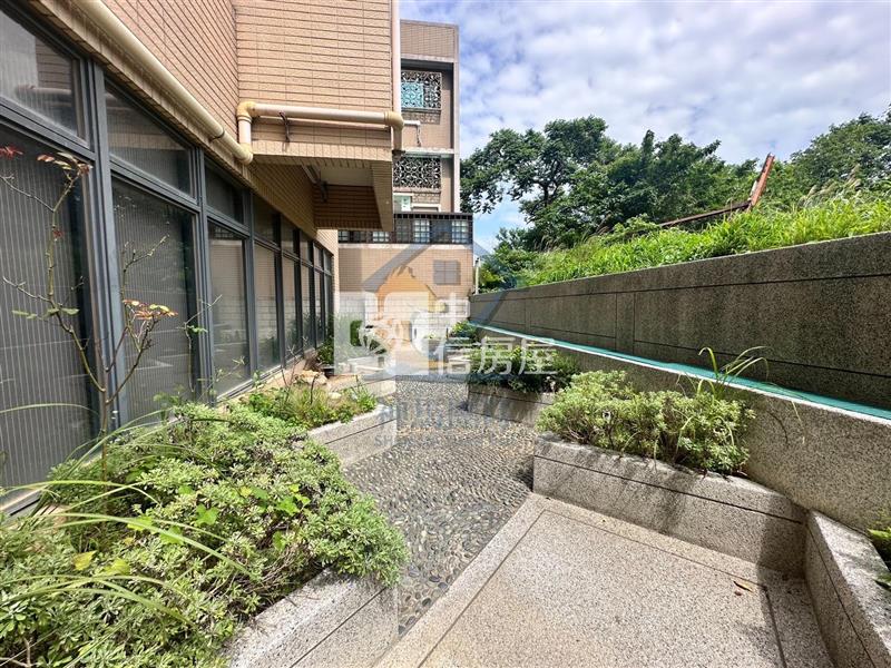 【神馬】過嶺百萬裝潢店住+車位房屋室內格局與周邊環境