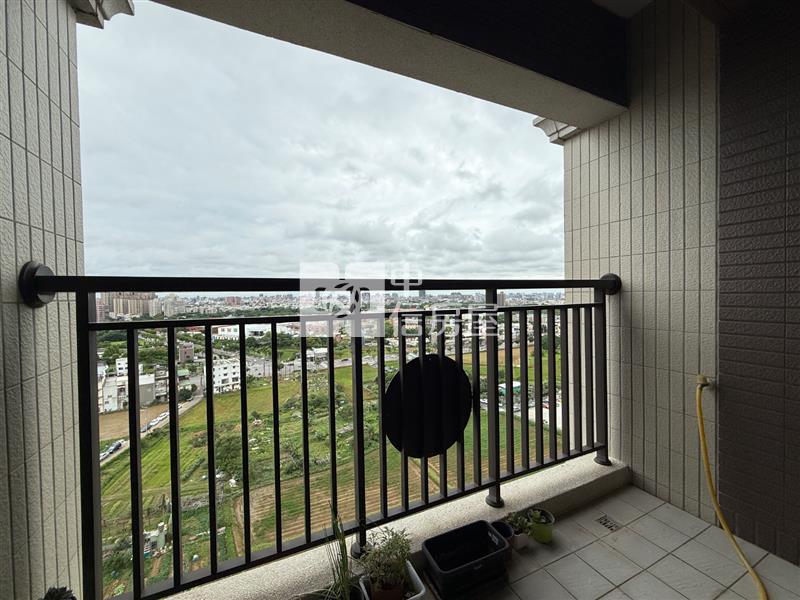 中壢內壢鉑水漾輕屋齡典雅景觀3房車房屋室內格局與周邊環境