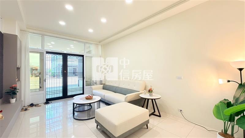 柳林國小旁店面 ★影音空拍在中信嘉義玉山店房屋室內格局與周邊環境