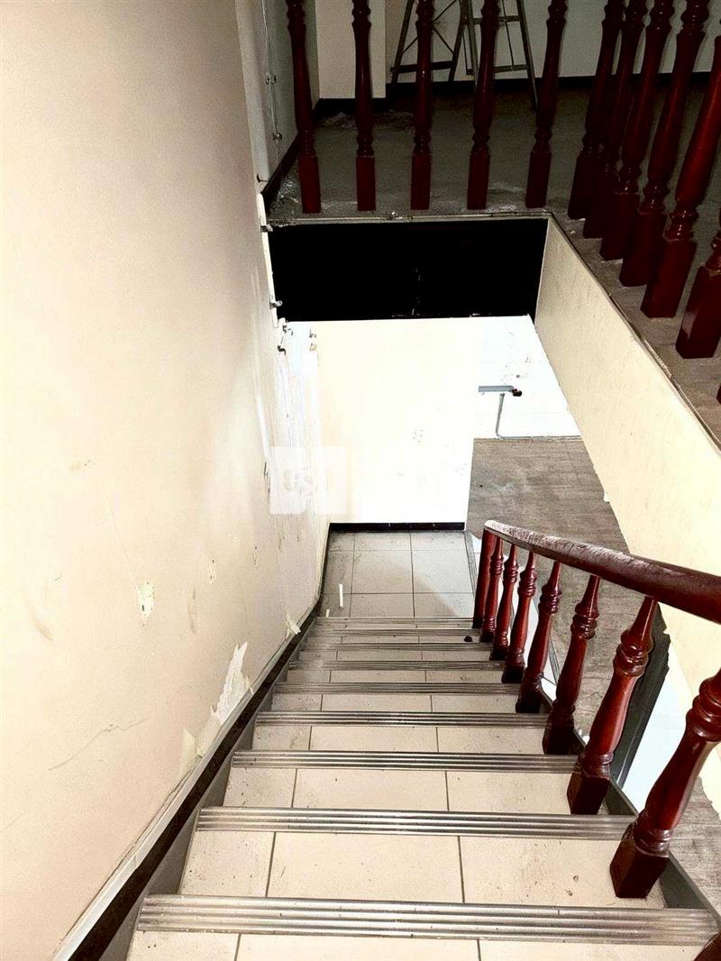 SOGO傳家金店面+平面車位房屋室內格局與周邊環境
