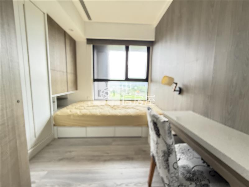 青埔A19國峰苑絕頂景觀房屋室內格局與周邊環境