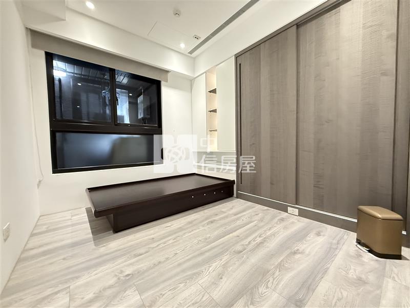 青埔A19國峰苑絕頂景觀房屋室內格局與周邊環境