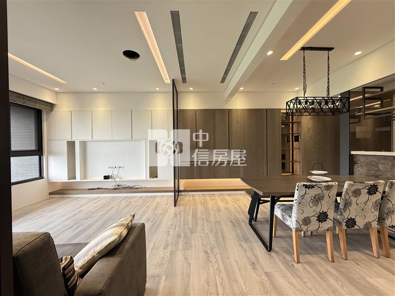 青埔A19國峰苑絕頂景觀房屋室內格局與周邊環境