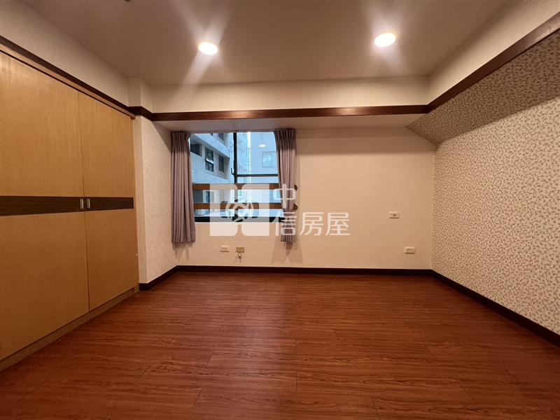 運河邊上河院樓中樓+車位房屋室內格局與周邊環境
