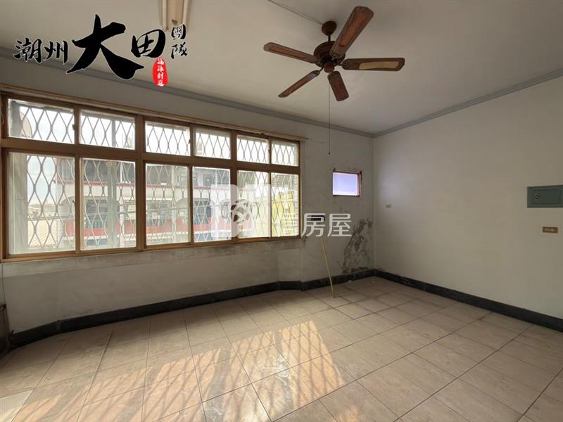 潮州國小雙車店面房屋室內格局與周邊環境