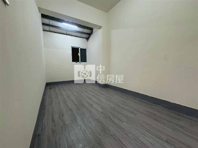 南勢公寓1F門前停車房屋室內格局與周邊環境