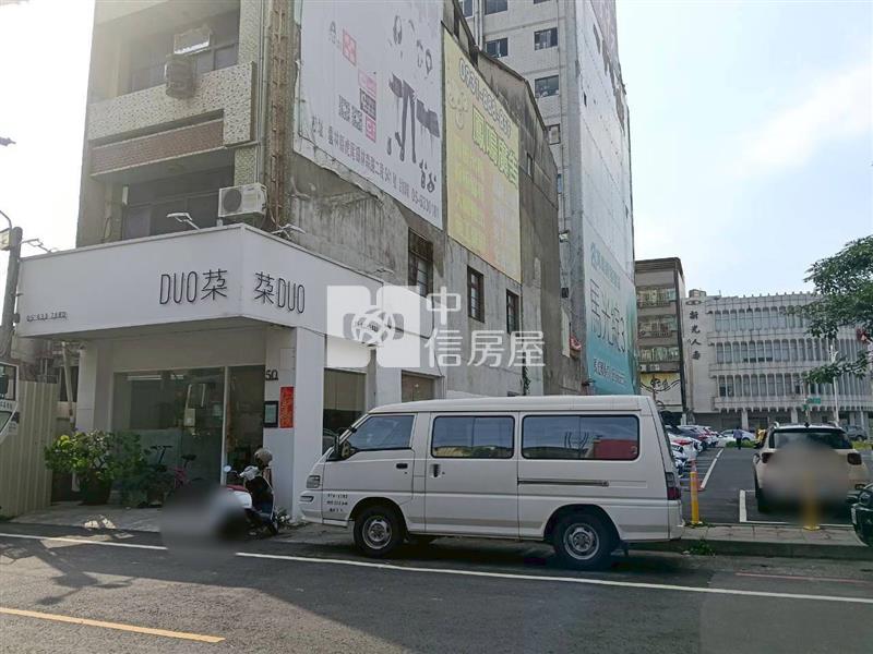 圓環停車場邊店面房屋室內格局與周邊環境