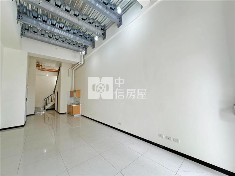 高鐵夢幻誠金店面房屋室內格局與周邊環境