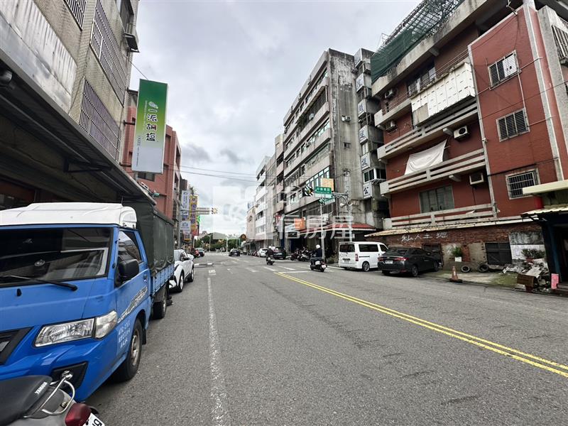 專~A22捷運站旁透天店面加套房(事故屋)房屋室內格局與周邊環境