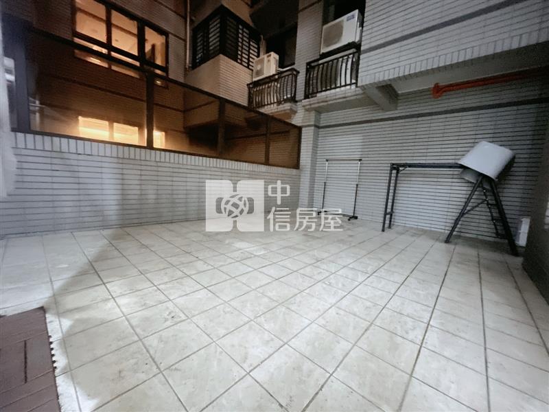 【專任】楊梅大露台精美兩房車房屋室內格局與周邊環境