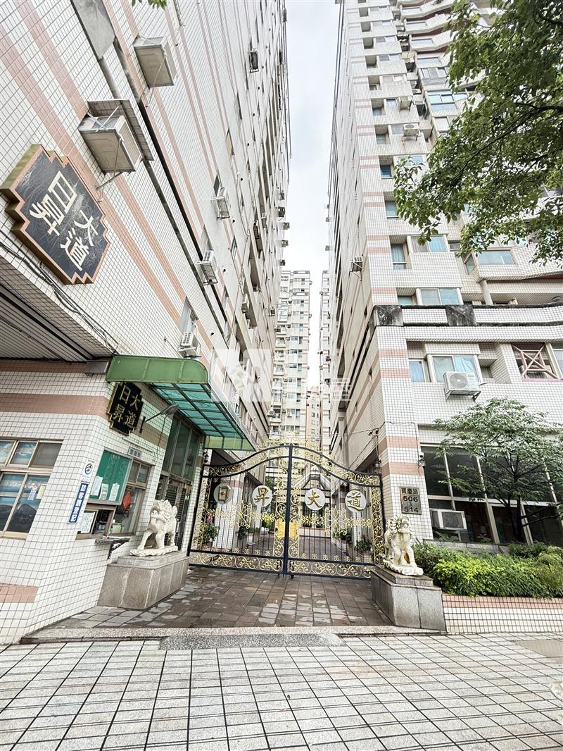 桃園藝文特區景觀三房房屋室內格局與周邊環境