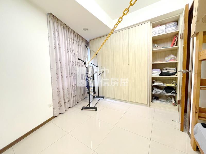 臻御墅市中心崗石別墅房屋室內格局與周邊環境