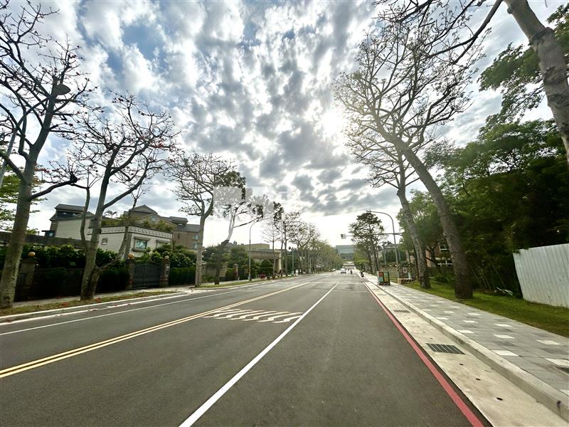 中央大學雙面路美小農地房屋室內格局與周邊環境