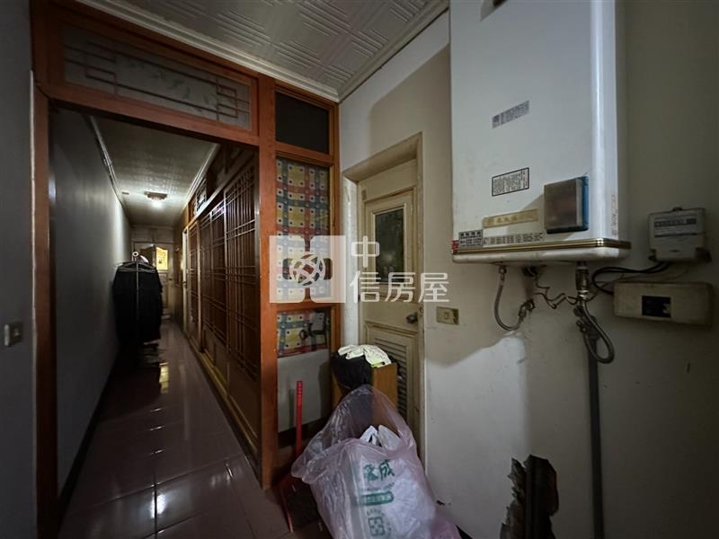 中豐路山頂段透天房屋室內格局與周邊環境