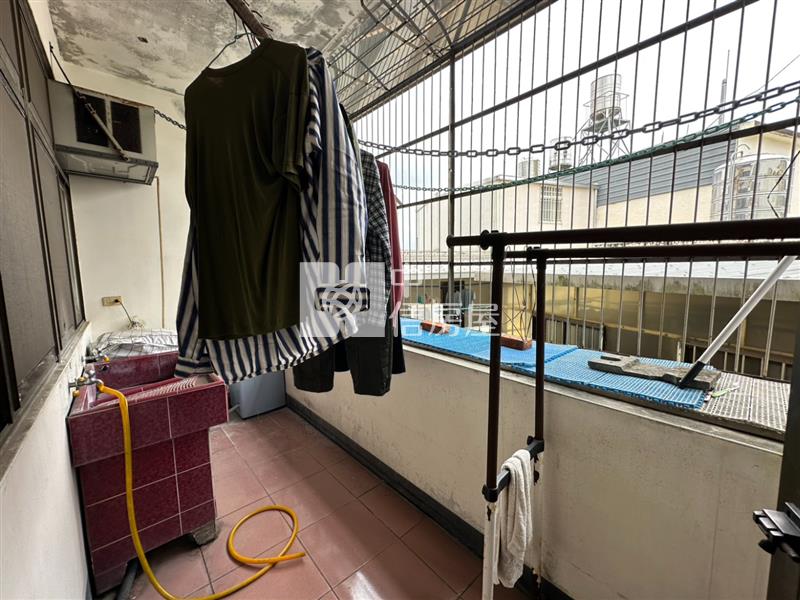 中豐路山頂段透天房屋室內格局與周邊環境
