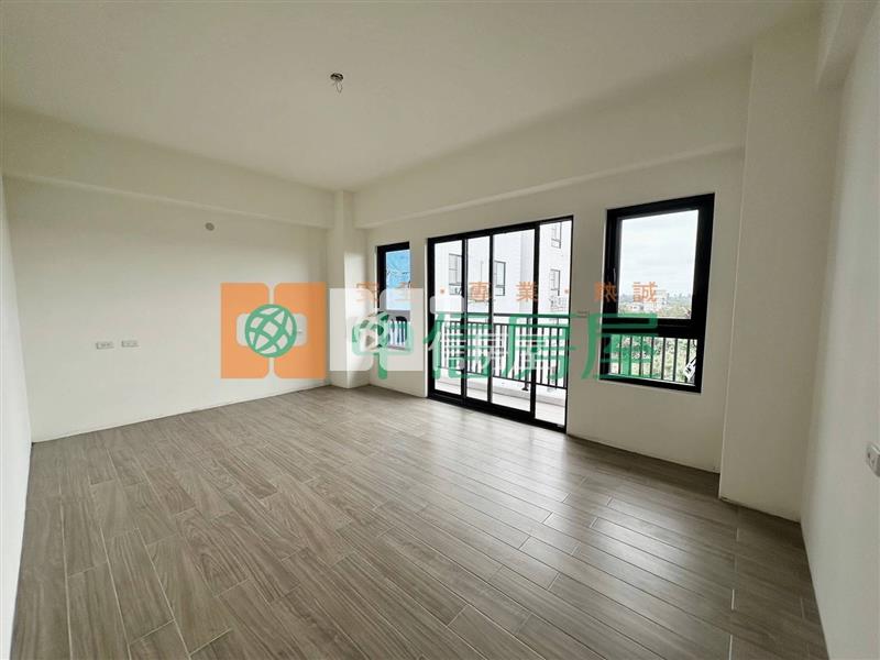 湖下一梯一戶三房公寓房屋室內格局與周邊環境