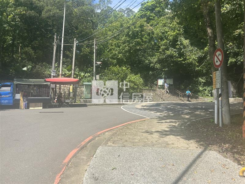 龍潭高原交流道旁建地房屋室內格局與周邊環境