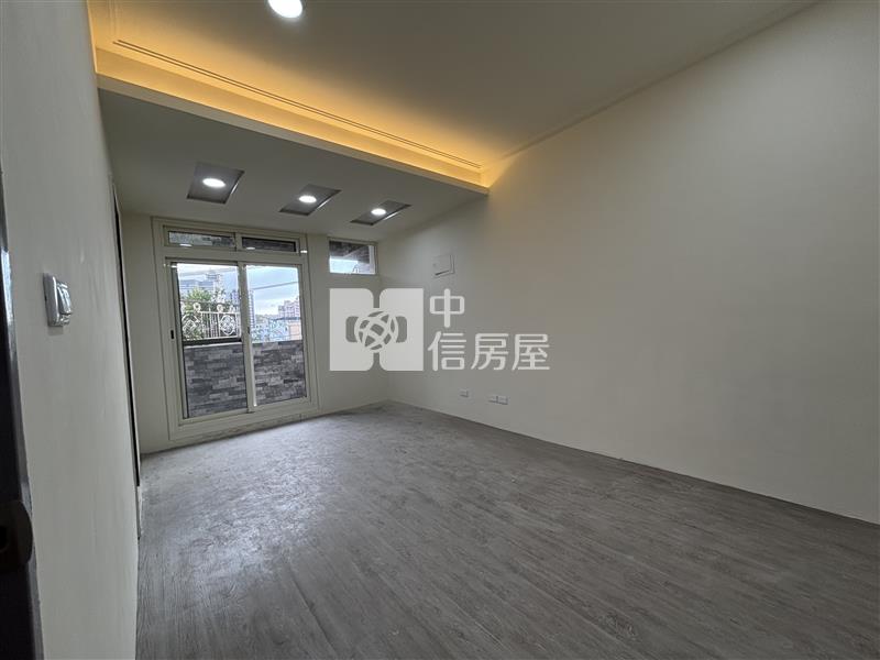 楊梅瑞梅國小旁整新別墅房屋室內格局與周邊環境