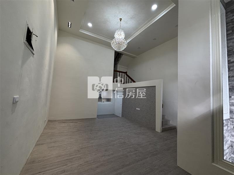 楊梅瑞梅國小旁整新別墅房屋室內格局與周邊環境