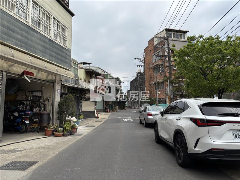 楊梅瑞梅國小旁整新別墅房屋室內格局與周邊環境