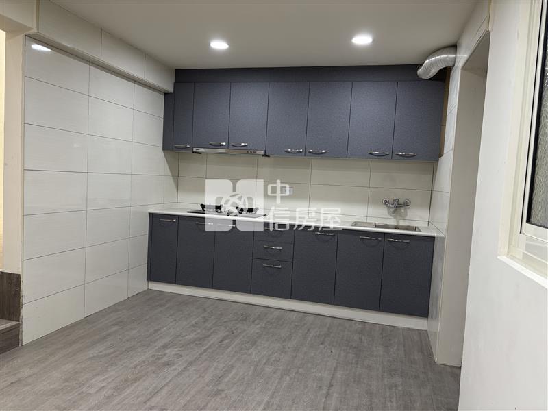 楊梅瑞梅國小旁整新別墅房屋室內格局與周邊環境