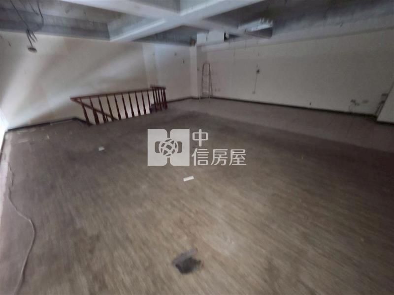 中壢SOGO海華金店面房屋室內格局與周邊環境