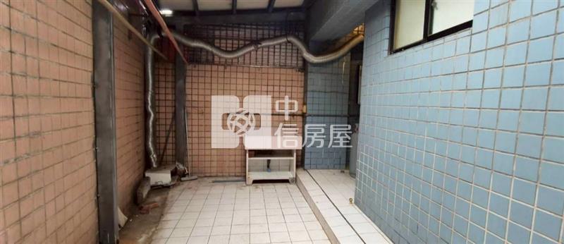 聚寶莊一樓超值2+1房(車位輪抽)房屋室內格局與周邊環境