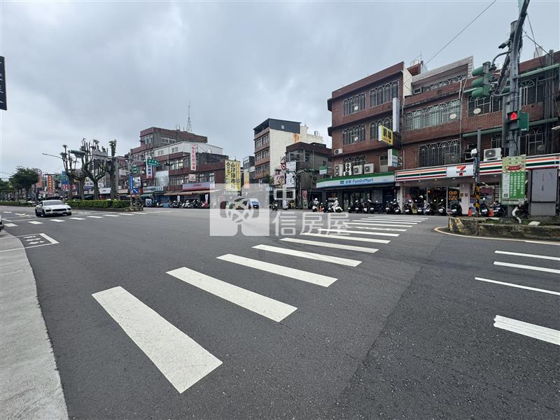 平鎮東豐路山頂段店住合一房屋室內格局與周邊環境