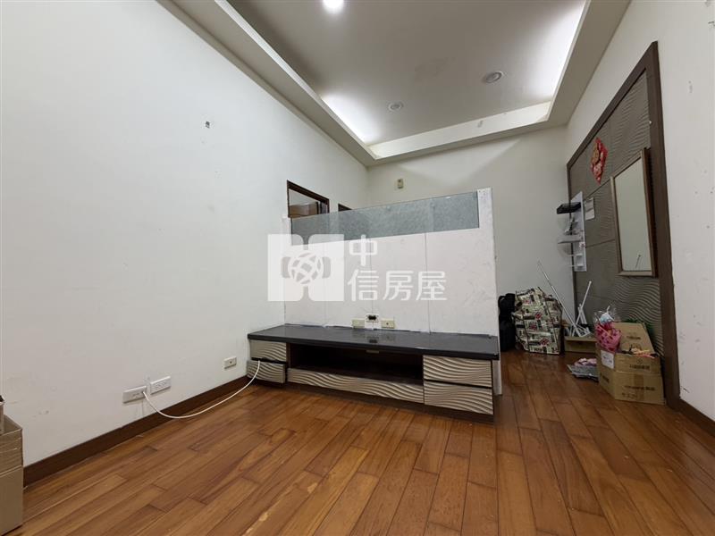 安平近億載國小三房電寓房屋室內格局與周邊環境