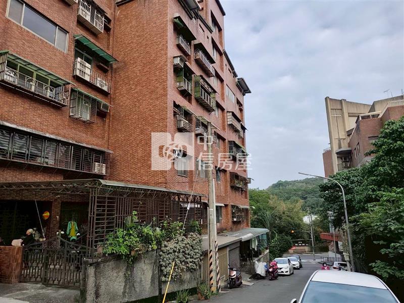 ★教忠街深美住四房屋室內格局與周邊環境