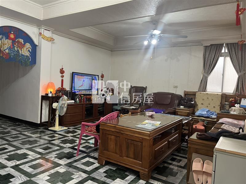 ★七堵堵南國小旁大戶房屋室內格局與周邊環境