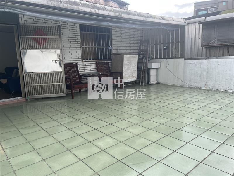 ★七堵堵南國小旁大戶房屋室內格局與周邊環境