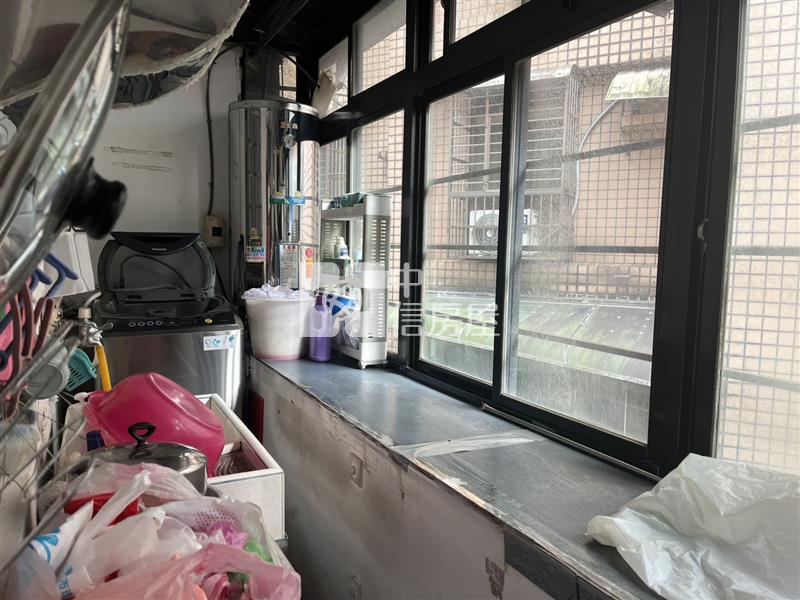 ★七堵堵南國小旁大戶房屋室內格局與周邊環境