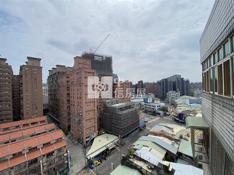 中山醫全新整理3房帝王戶房屋室內格局與周邊環境