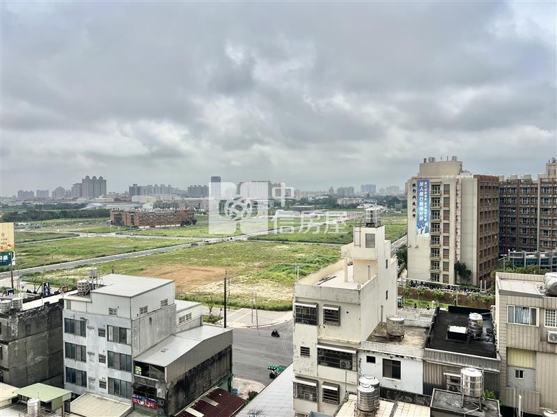 中壢健行科大景觀電梯二房房屋室內格局與周邊環境