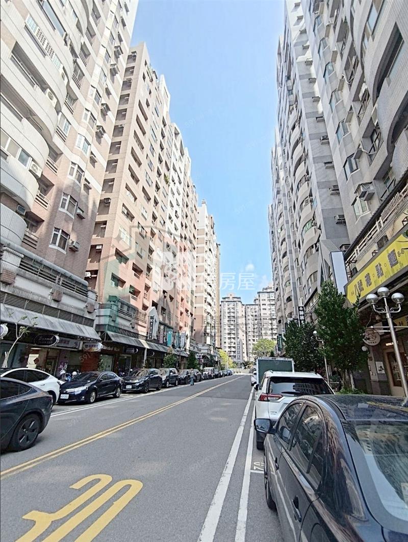 【豐禾】SOGO雙面寬傳家金店面+平車房屋室內格局與周邊環境