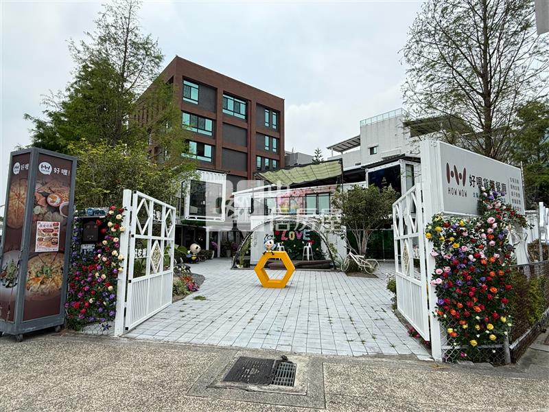 十期新都生態公園旁美墅房屋室內格局與周邊環境