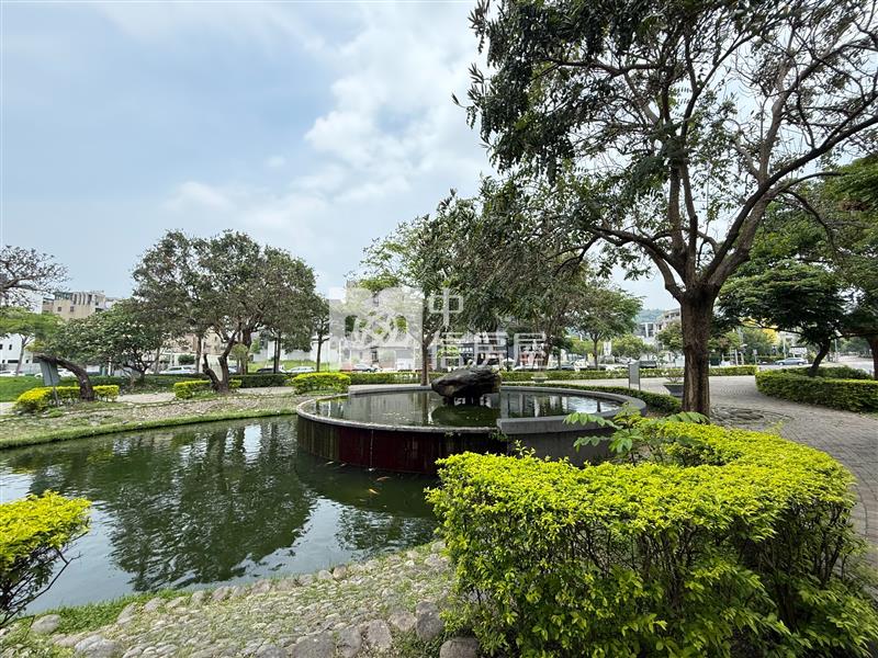 十期新都生態公園旁美墅房屋室內格局與周邊環境