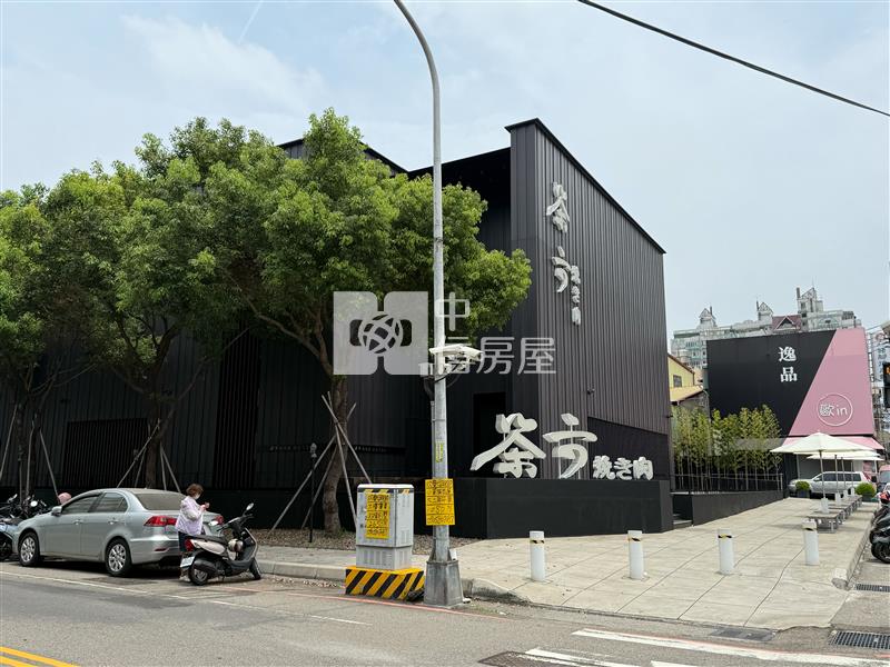十期新都生態公園旁美墅房屋室內格局與周邊環境