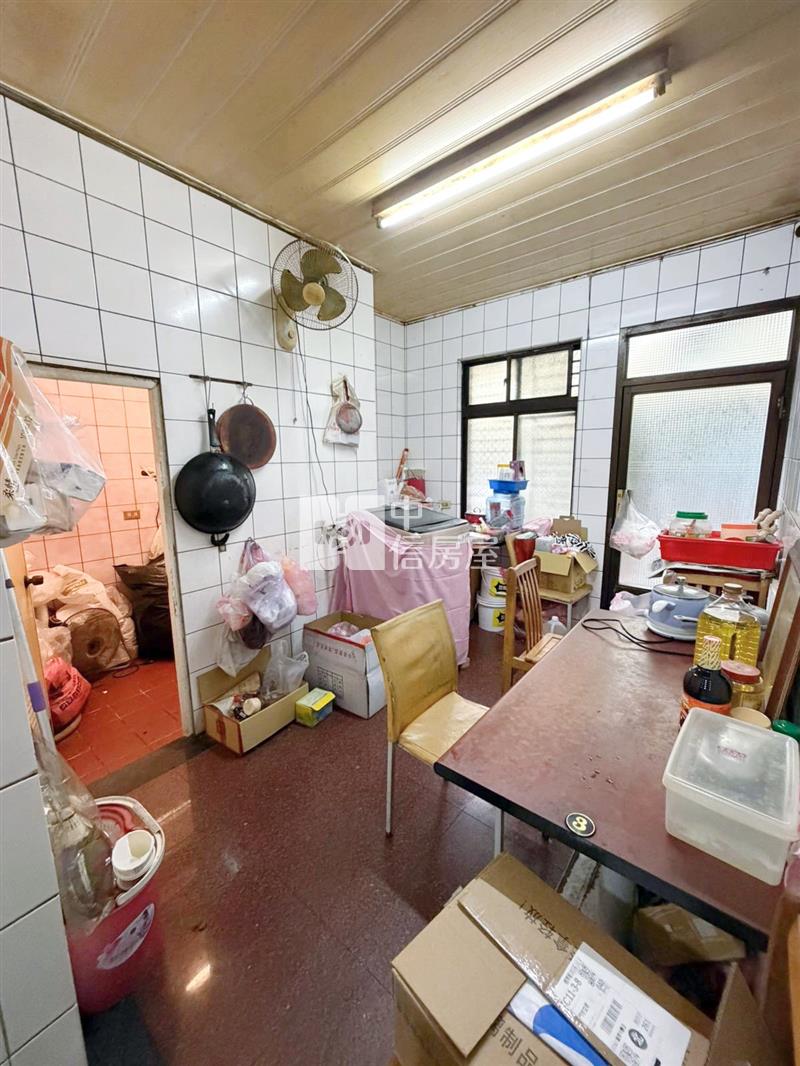 山仔頂商圈透店房屋室內格局與周邊環境