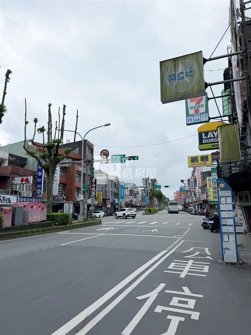 山仔頂商圈透店房屋室內格局與周邊環境