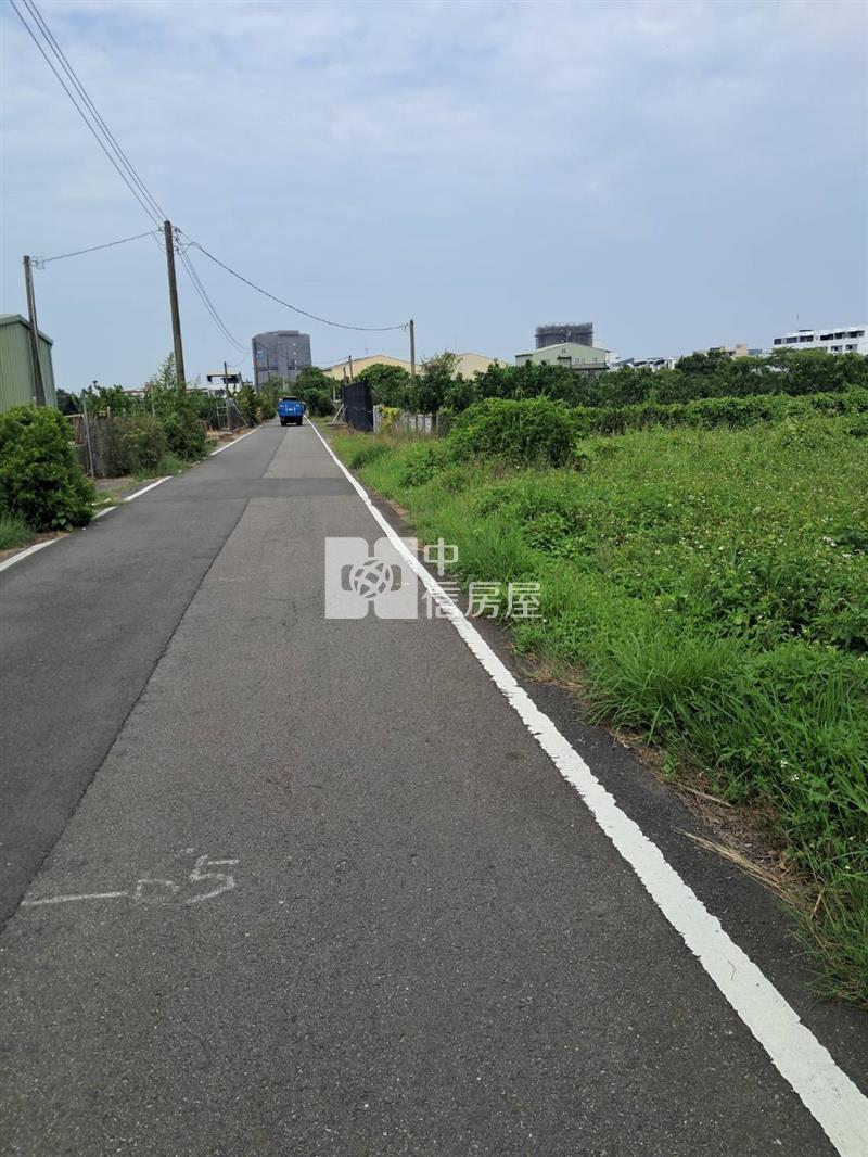 大學路旁都計農地房屋室內格局與周邊環境