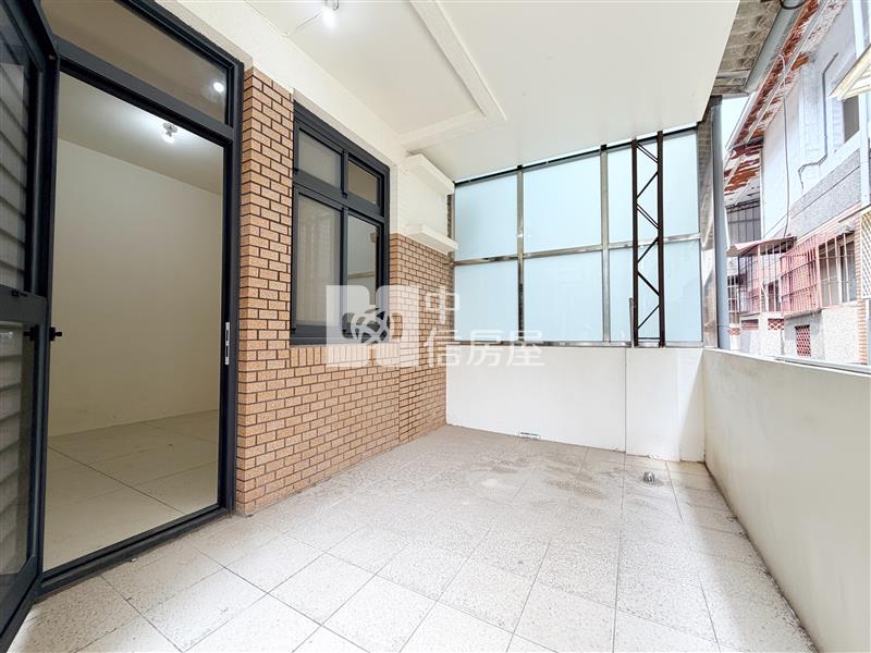 中國醫進化北路透店房屋室內格局與周邊環境