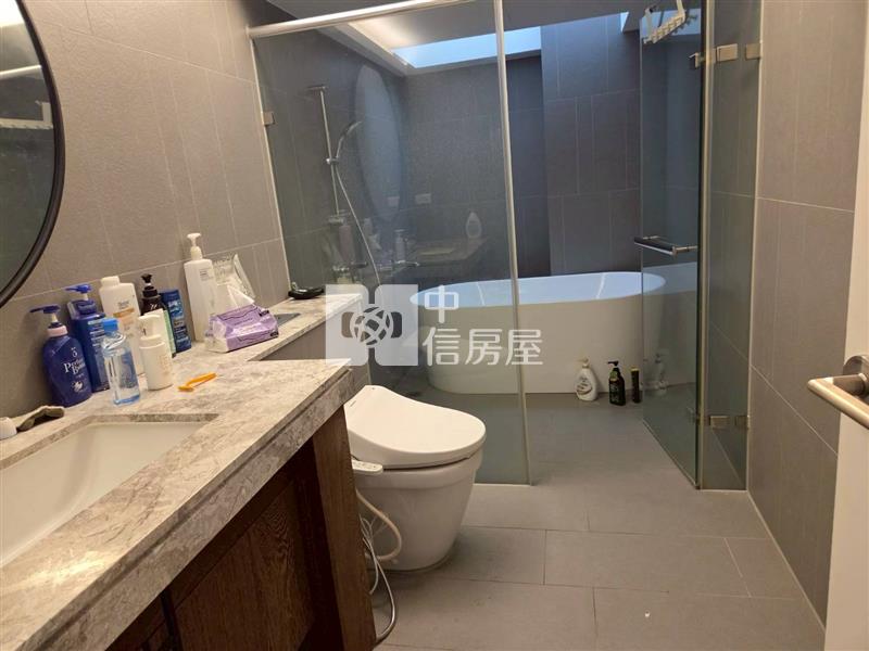 斗六市區旁電梯高級別墅房屋室內格局與周邊環境
