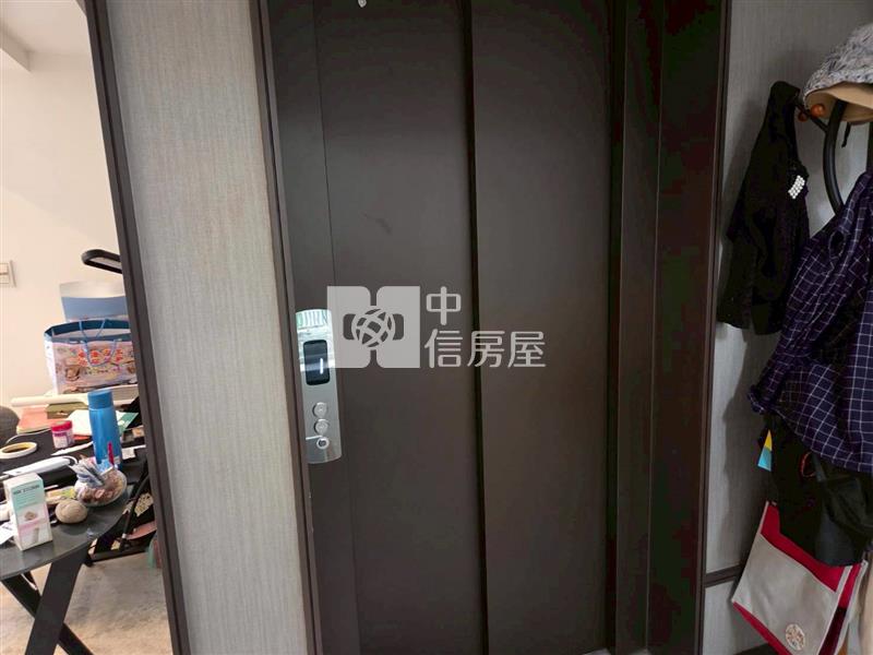 斗六市區旁電梯高級別墅房屋室內格局與周邊環境