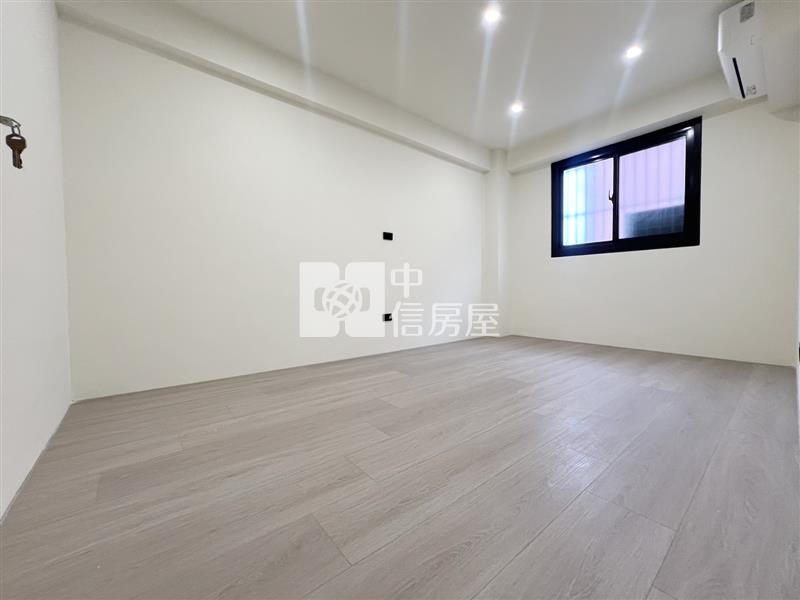 龍岡忠貞商圈電梯質感美3房房屋室內格局與周邊環境